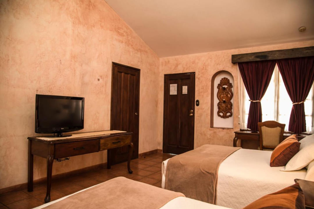 Hotel_Las_Farolas_room_GL-1